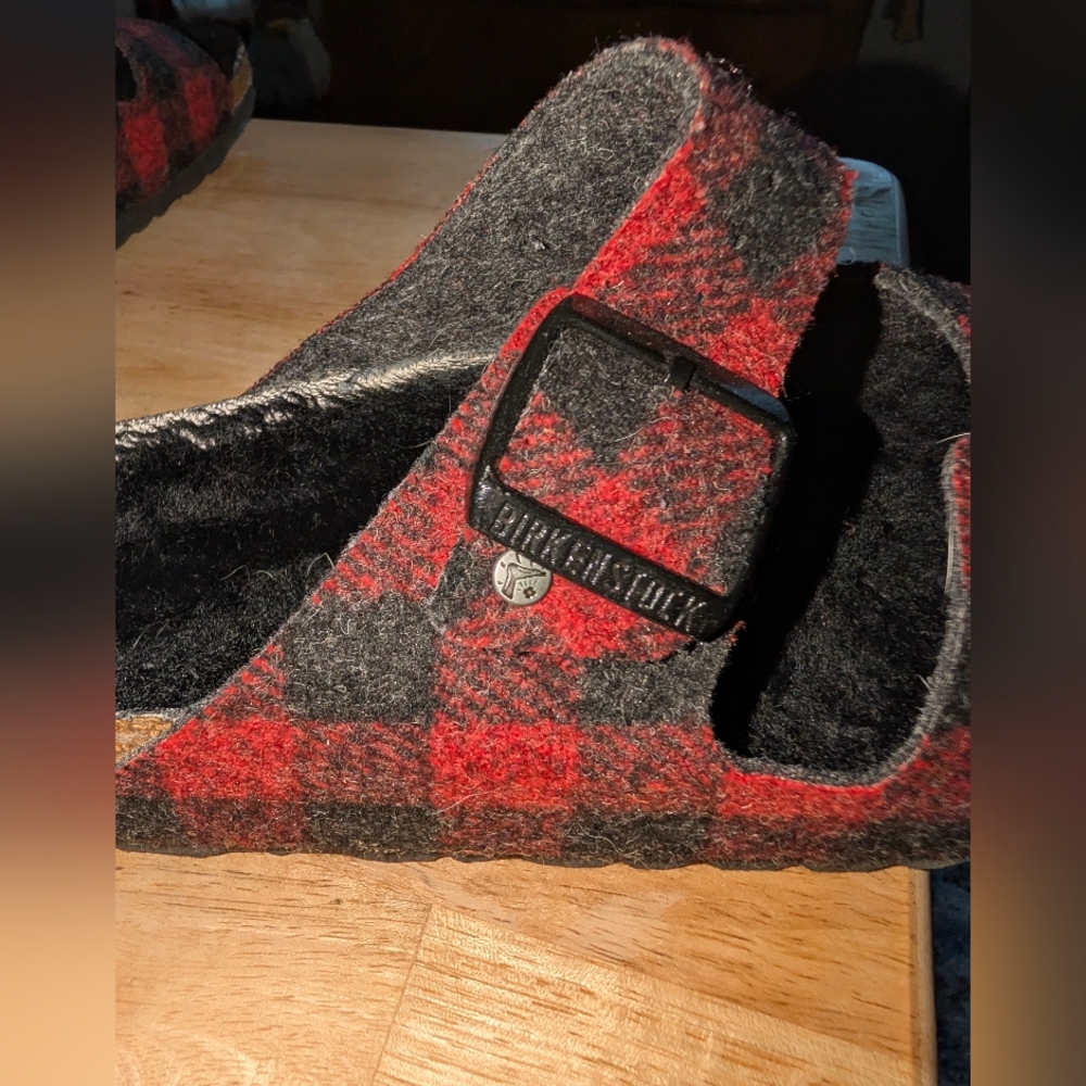 Birkenstock Arizona Shearling Plaid Sandals - Picture 6 of 8